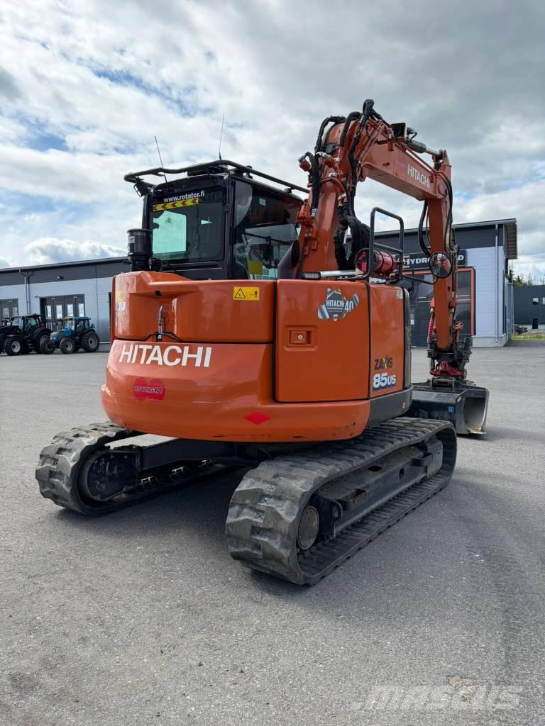 Hitachi ZX 85 US-6 Midi bageri 7t – 12t
