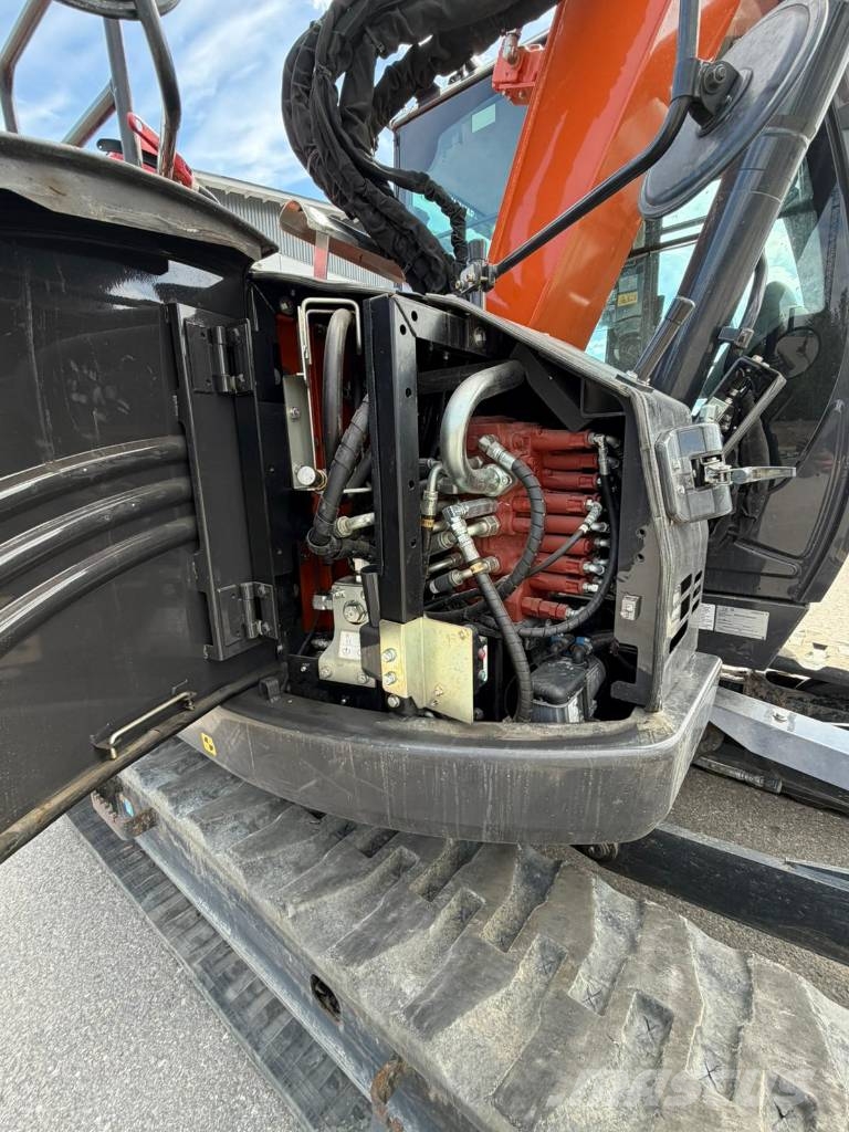 Hitachi ZX 85 US-6 Midi bageri 7t – 12t