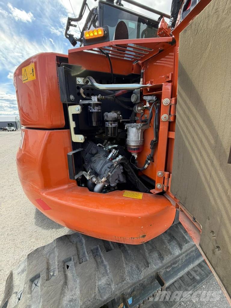 Hitachi ZX 85 US-6 Midi bageri 7t – 12t