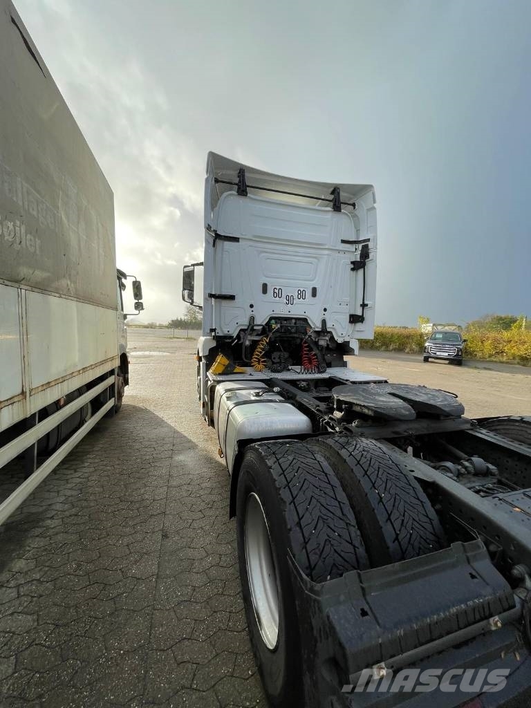 Mercedes-Benz Actros 1843 LS Tracteur routier