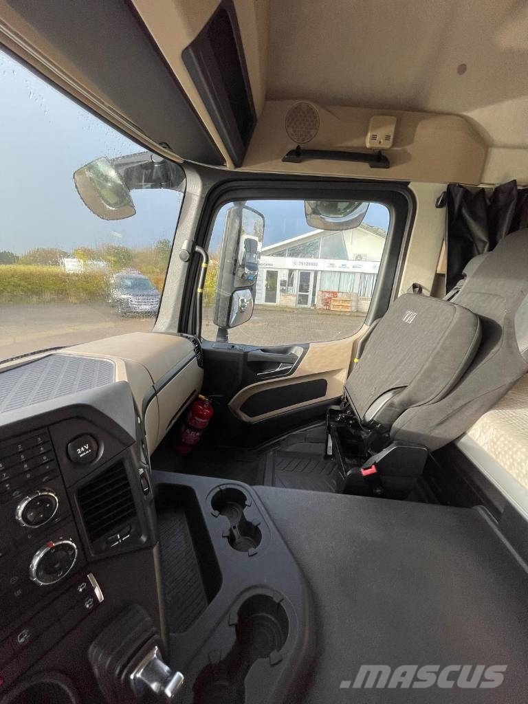 Mercedes-Benz Actros 1843 LS Tracteur routier