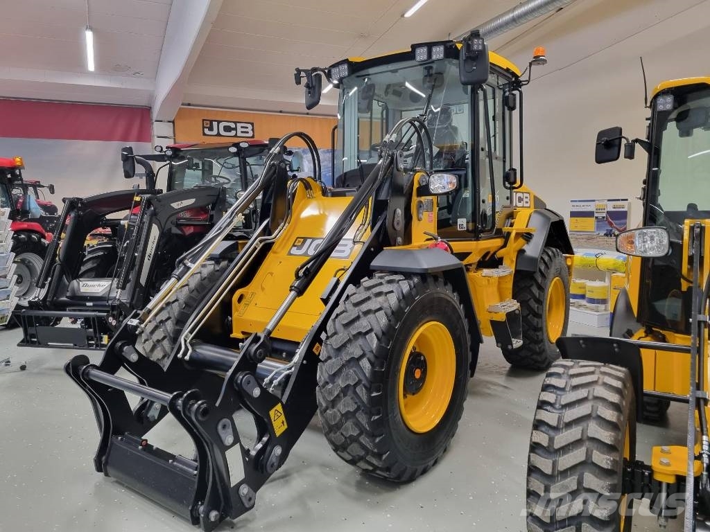 JCB 411 Nordic Ed. Steg V Ny, omg lev! Rataslaadurid