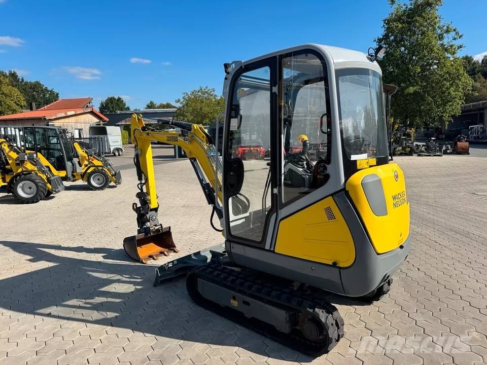 Wacker Neuson ET 18 Paletli ekskavatörler