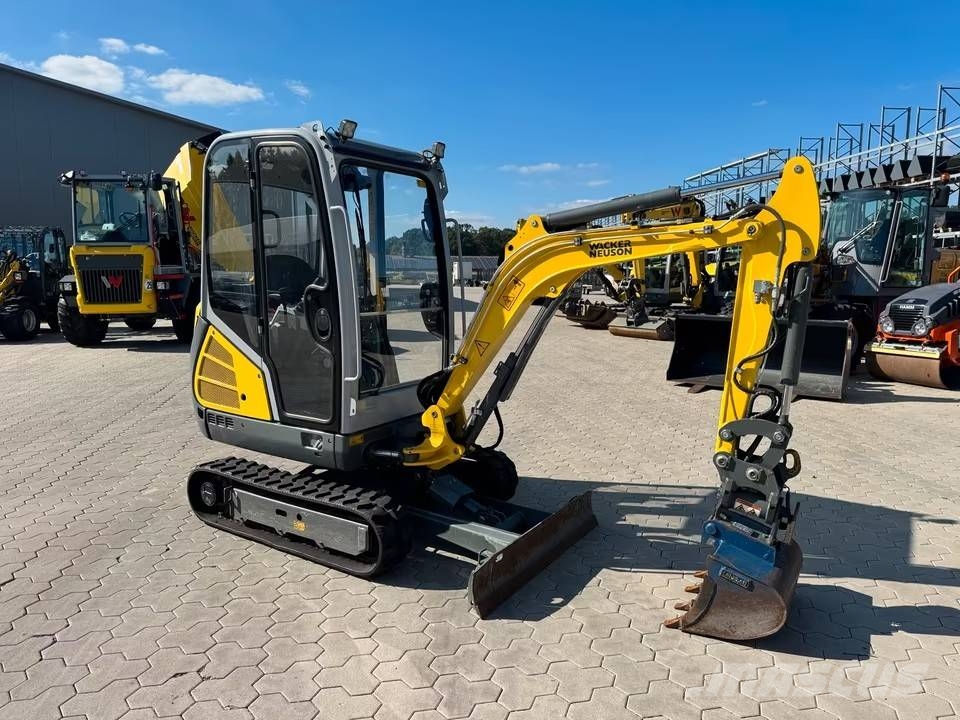 Wacker Neuson ET 18 Paletli ekskavatörler