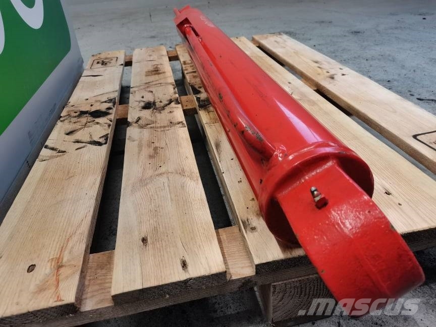 Manitou MT 1740 arm cylinder Výložníky a lyžice