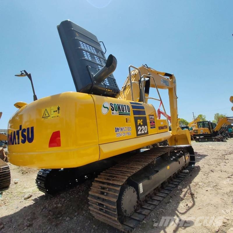 Komatsu PC 220 大型油圧ショベル12t以上(パワーショベル・ユンボ)