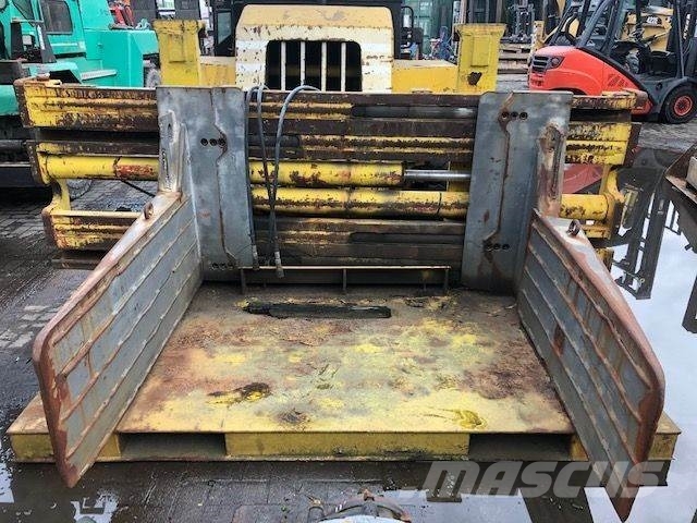 Auramo P1000 BALE CLAMP Sonstige Baumaschinen