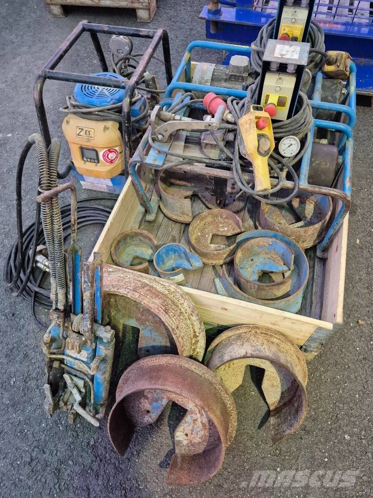 Tracto Grundoburst 800G 水平掘削リグ