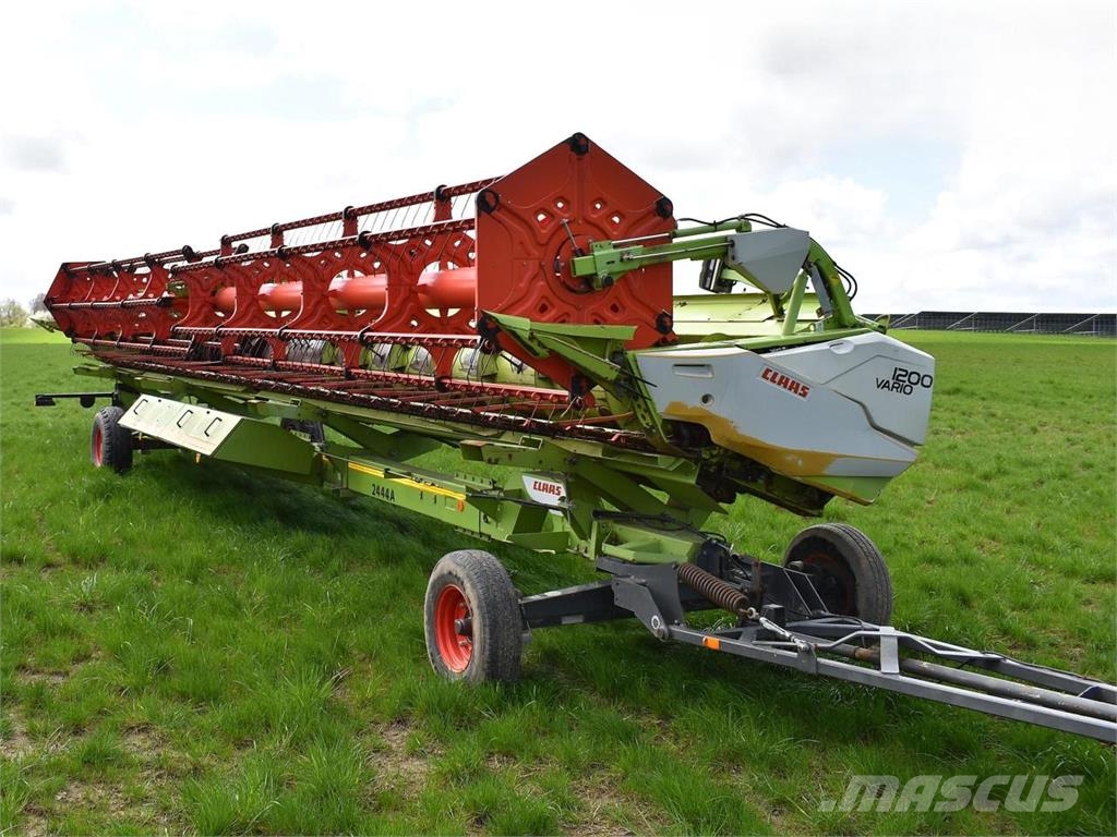 CLAAS Lexion 760 TT Kombajni