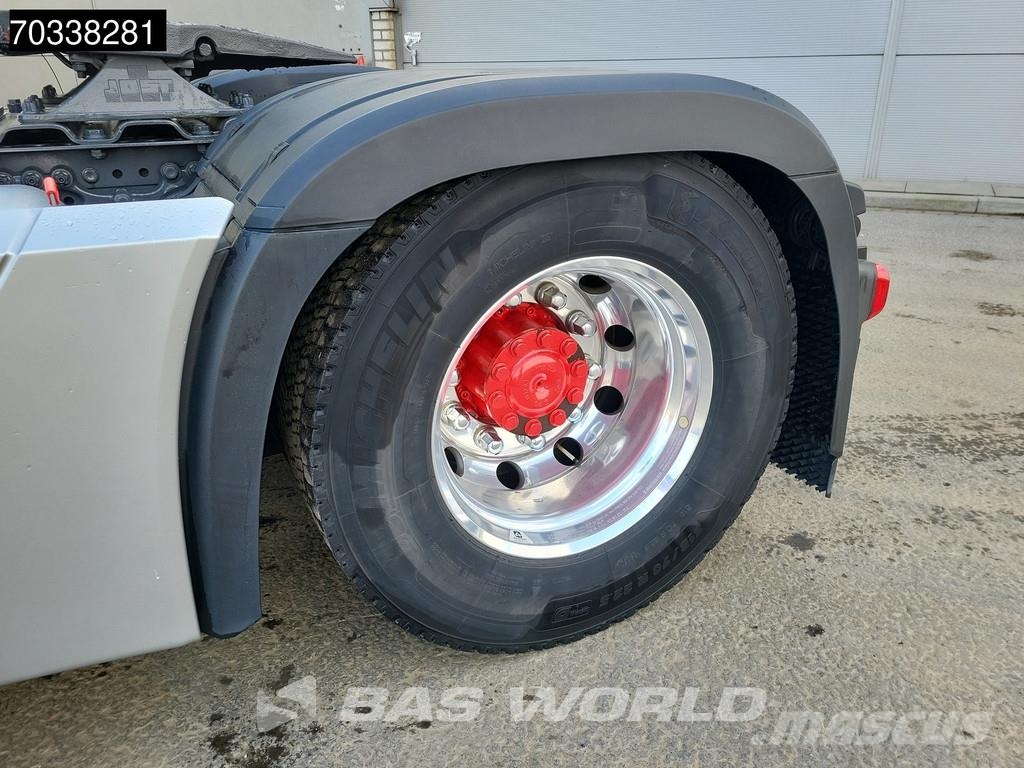 Mercedes-Benz Actros 1942 Actros 4X2 NL-Truck APK StreamSpace 2x Sadulveokid