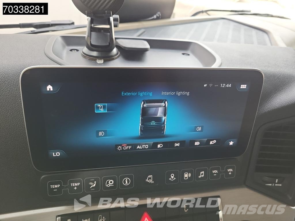 Mercedes-Benz Actros 1942 Actros 4X2 NL-Truck APK StreamSpace 2x Sadulveokid