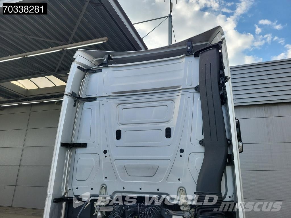 Mercedes-Benz Actros 1942 Actros 4X2 NL-Truck APK StreamSpace 2x Sadulveokid
