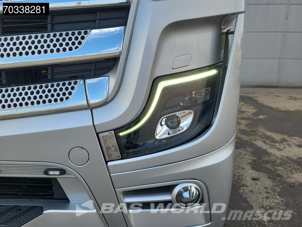 Mercedes-Benz Actros 1942 Actros 4X2 NL-Truck APK StreamSpace 2x Sadulveokid