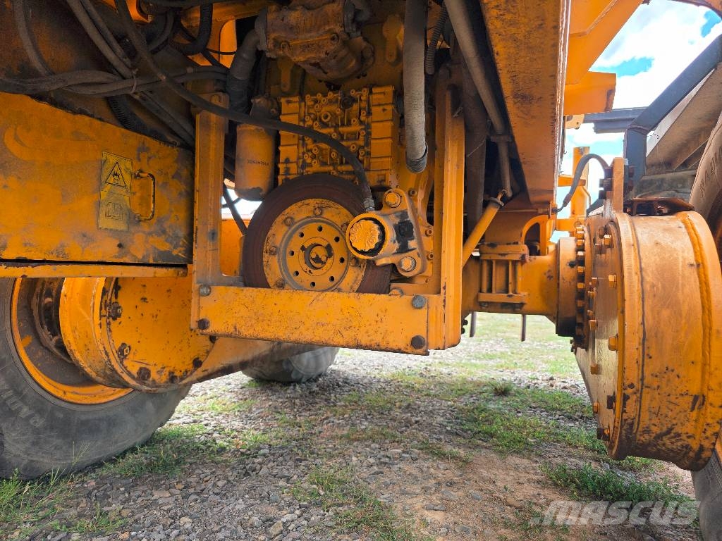  Mista Stalowa Wola RD 130 معدات السفلتة