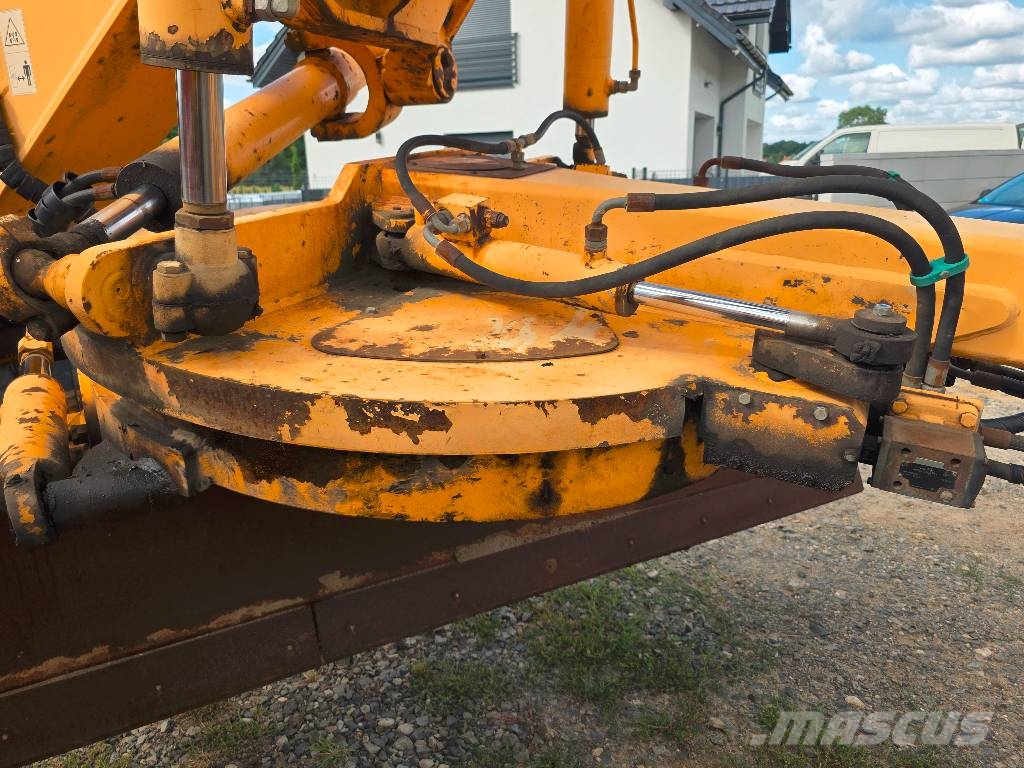  Mista Stalowa Wola RD 130 معدات السفلتة
