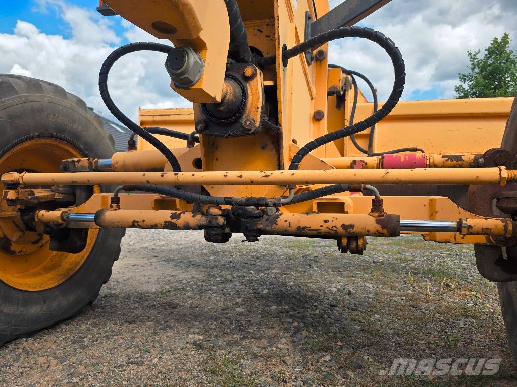  Mista Stalowa Wola RD 130 معدات السفلتة