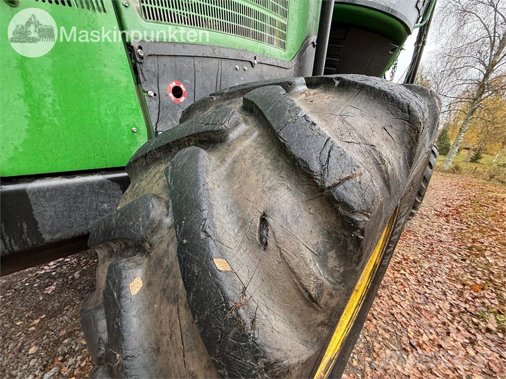 John Deere 1270G Abatteuse