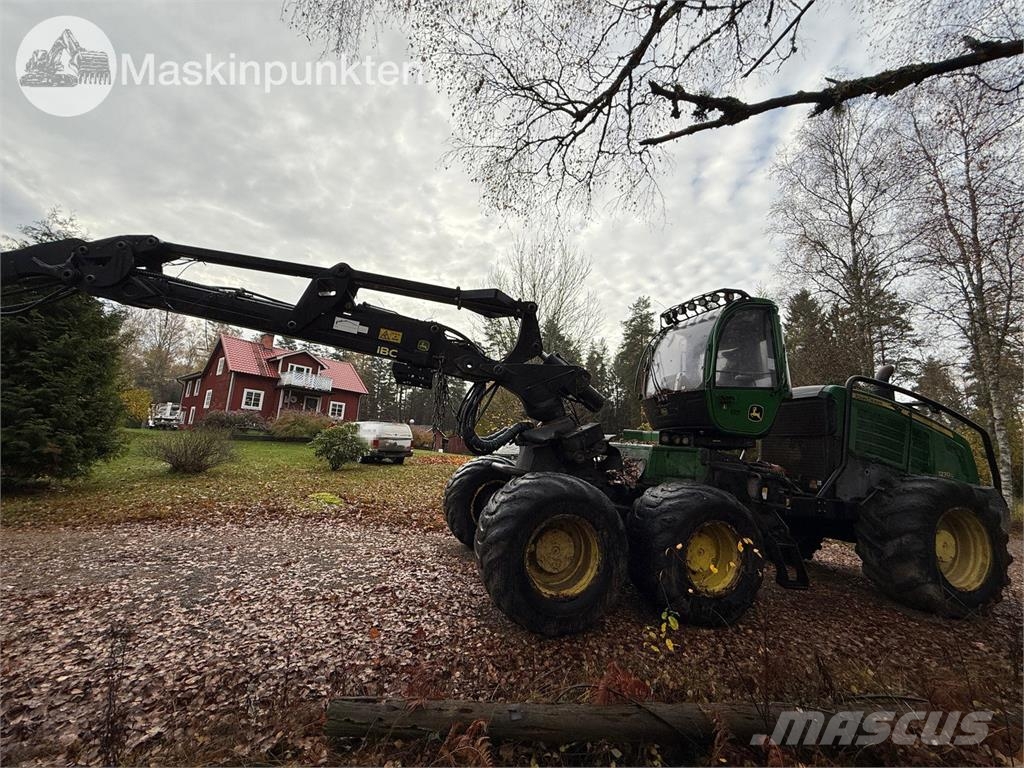 John Deere 1270G Abatteuse