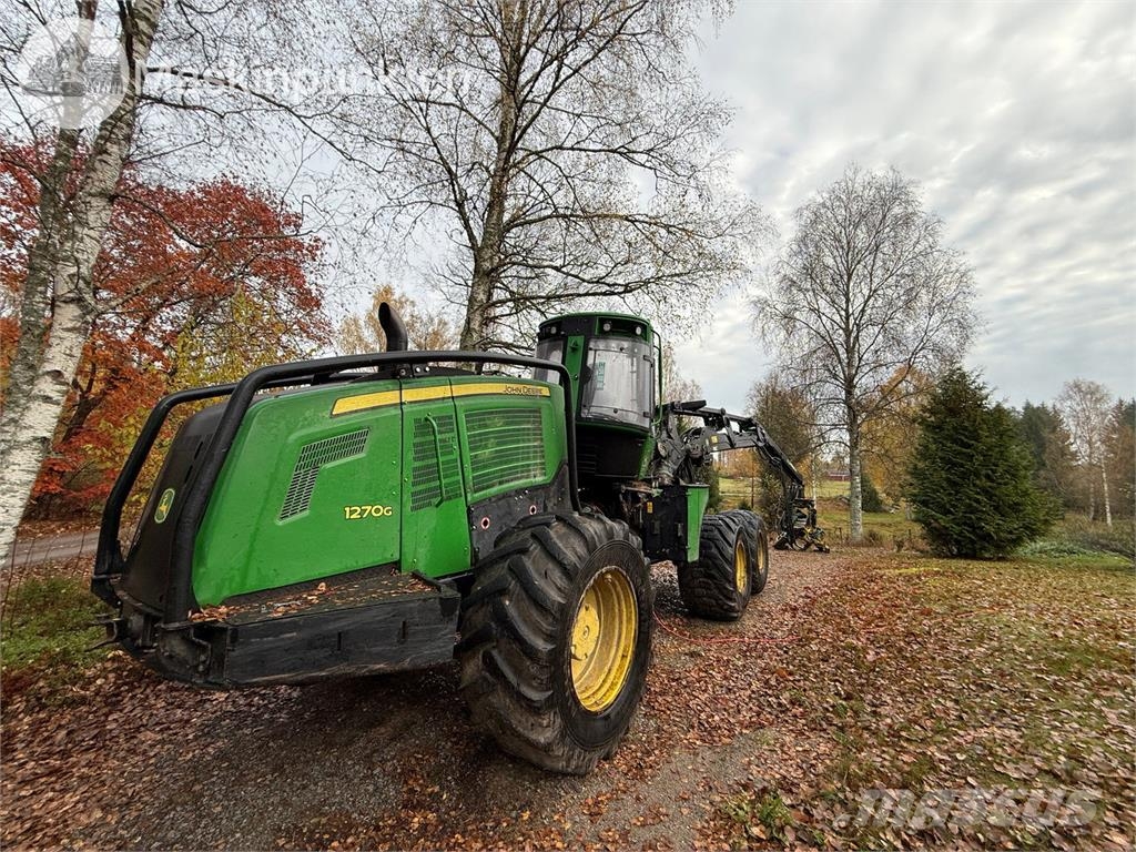 John Deere 1270G Abatteuse
