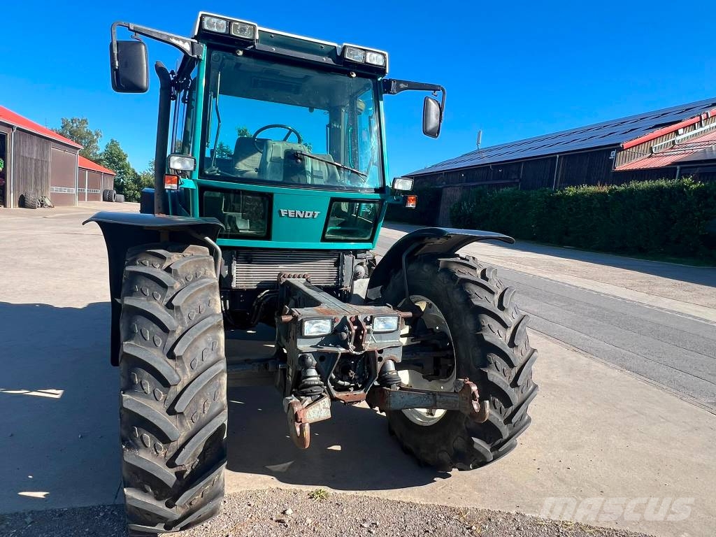 Fendt Xylon 522 الجرارات