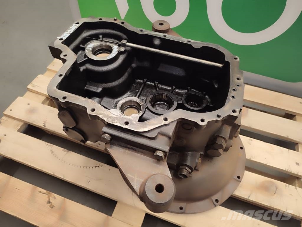 Manitou COM T4 2024 gearbox housing Transmissie
