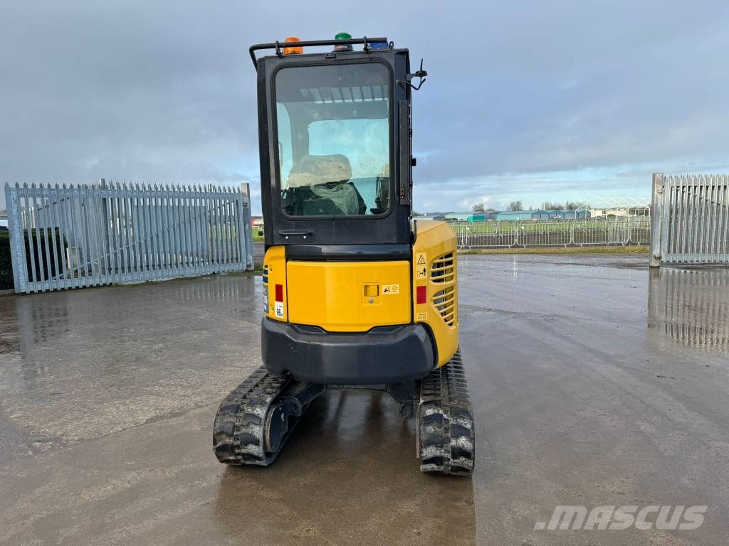 Komatsu PC 26 MR-3 Mini ekskavatörler, 7 tona dek