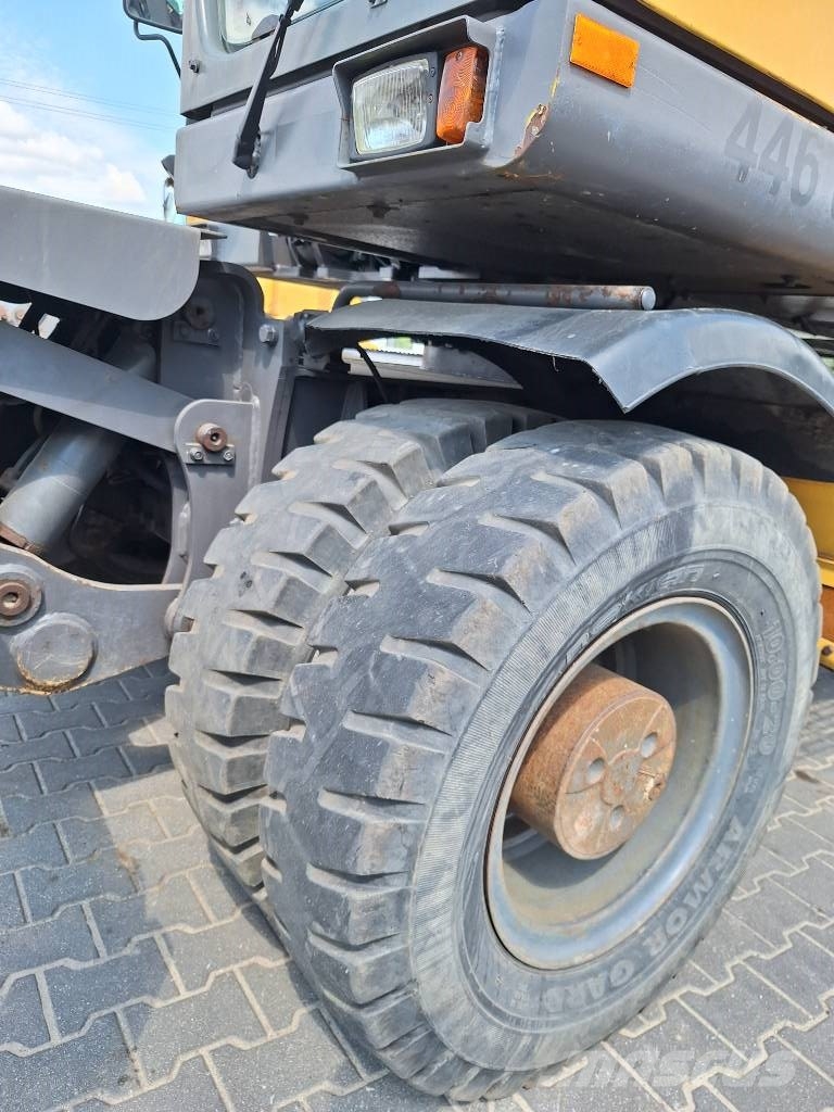 Volvo EW 160 C Lastik tekerli ekskavatörler