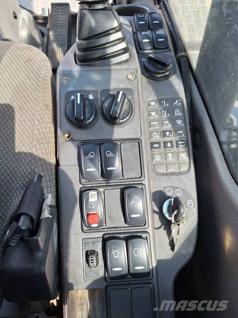 Volvo EW 160 C Lastik tekerli ekskavatörler