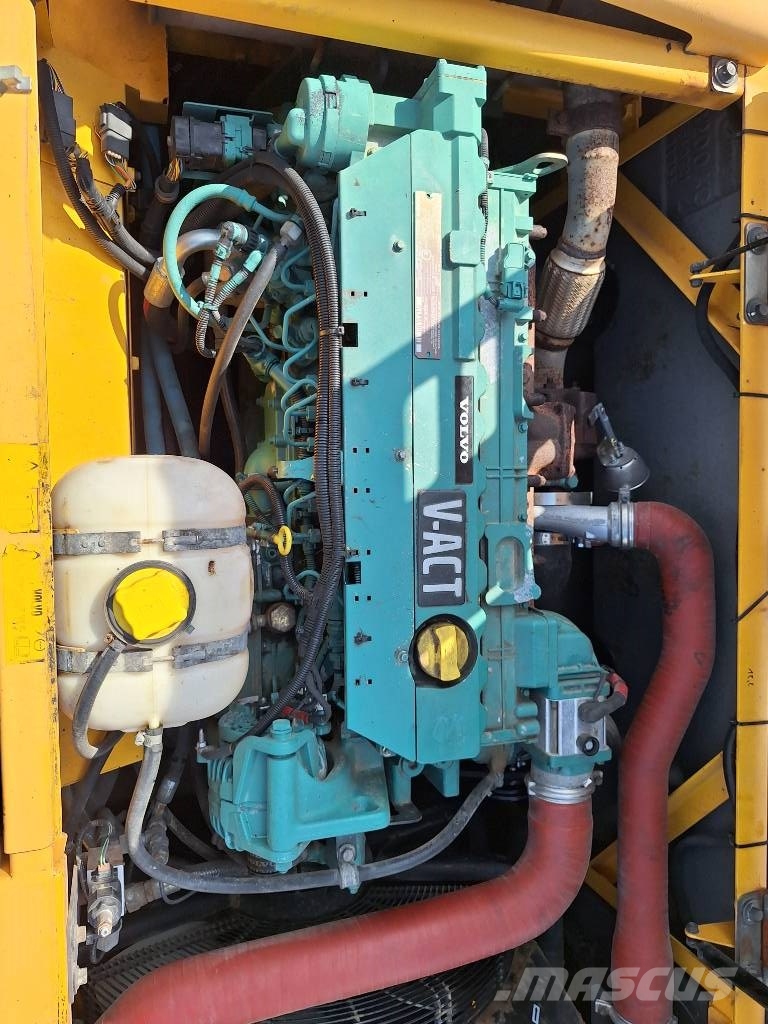 Volvo EW 160 C Lastik tekerli ekskavatörler