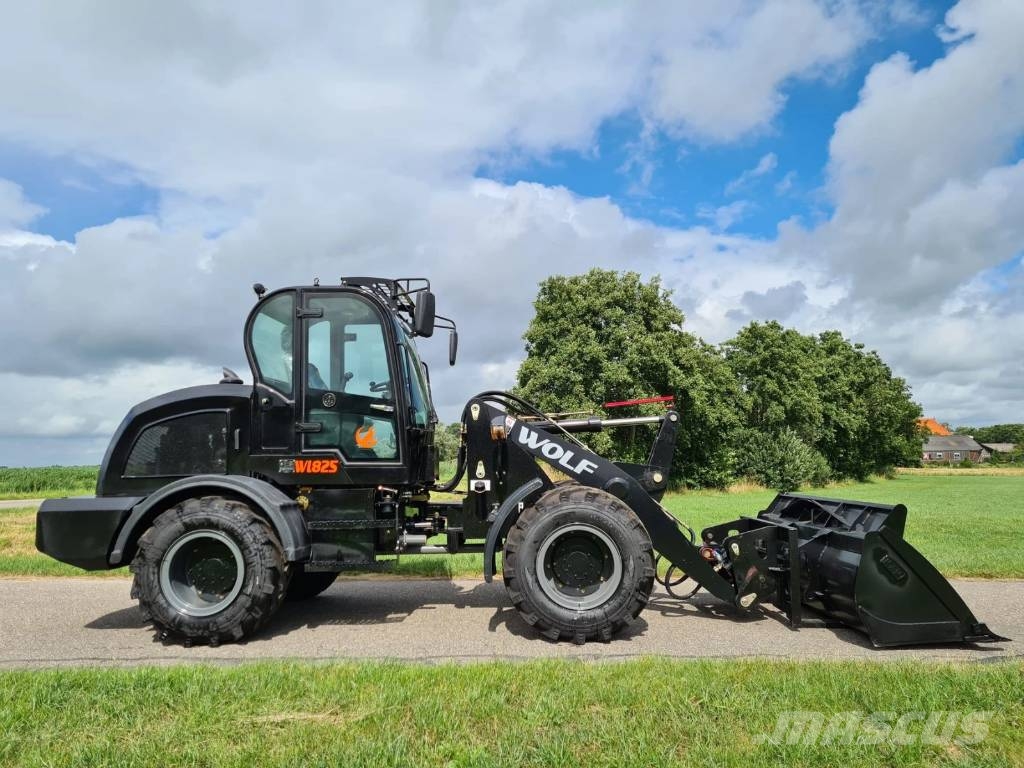 Wolf WL825 Wielladers
