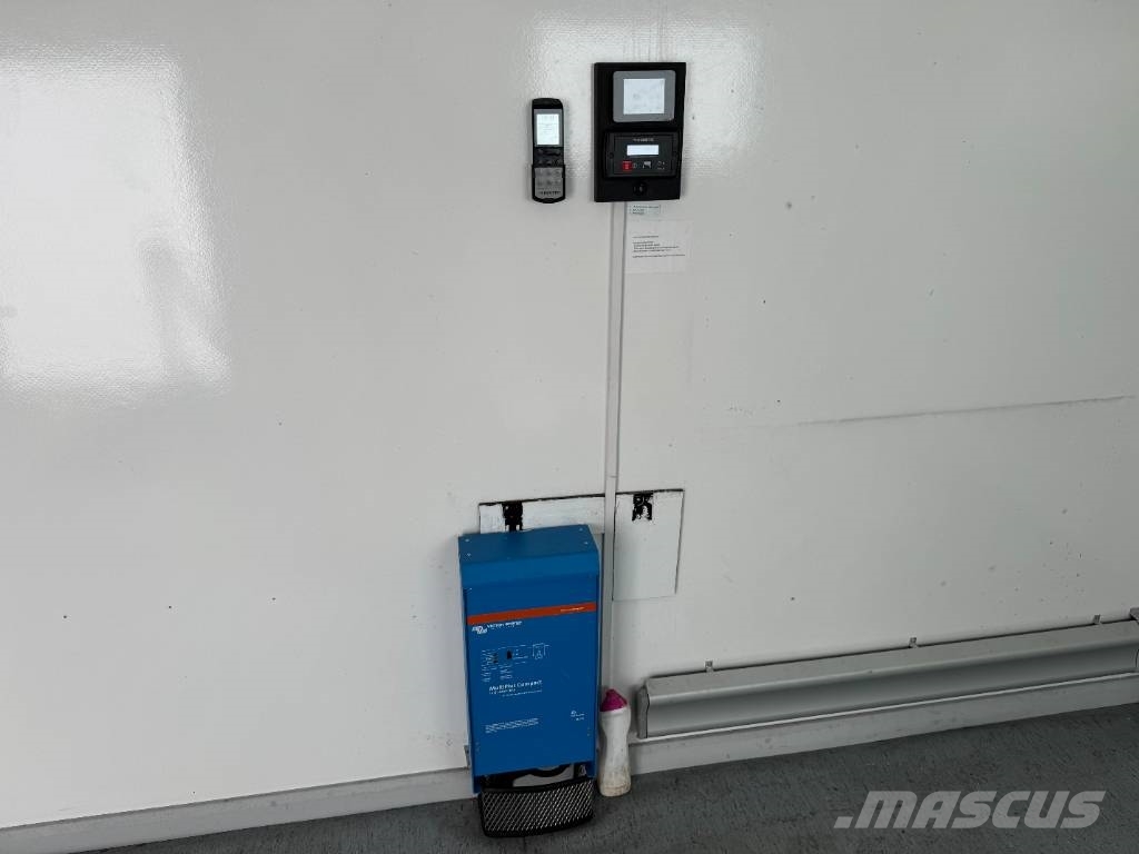 Volvo FL 250 ExpoHome Camiones con caja de remolque