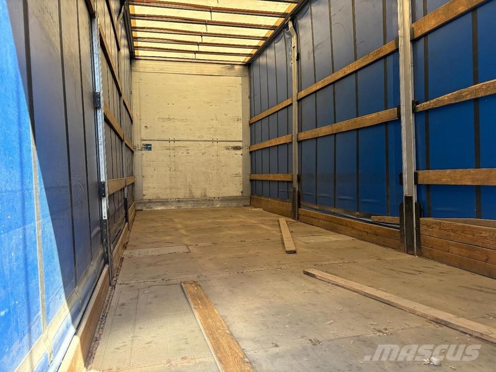H&W aanhanger Remolques de caja de lona