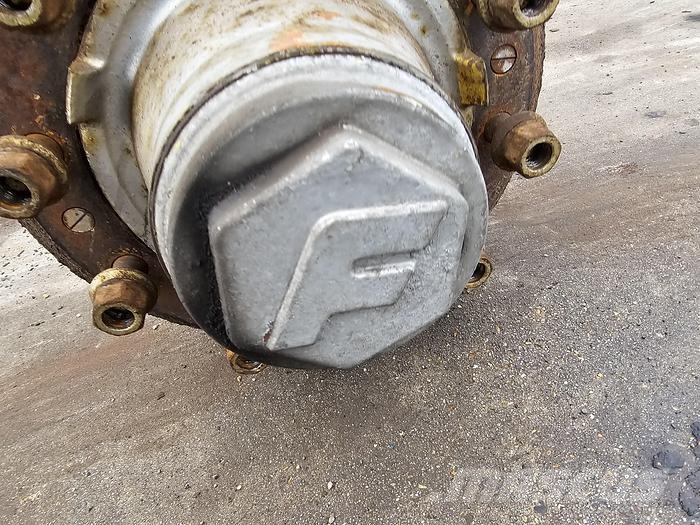 Fruehauf SMB TRAILER AXLE SINGLE TIRE STEEL SUSP Essieux