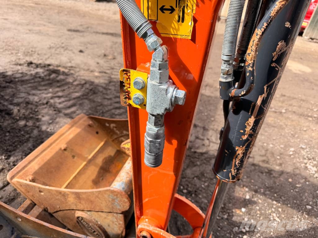 Hitachi ZX 17 U-6 Mini Excavator Mini rýpadlá < 7t
