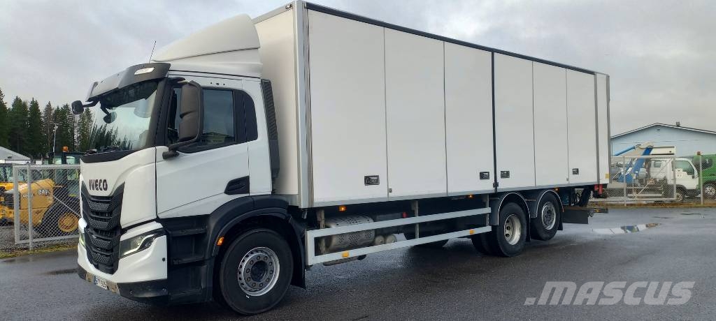 Iveco 260 SY Umpikorikuorma-autot