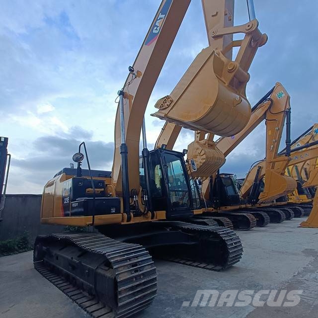 CAT 329 E 履带挖掘机
