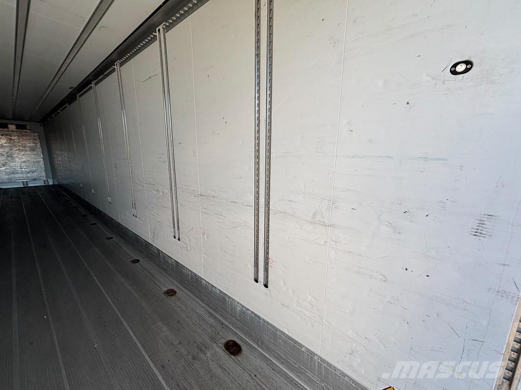 Schmitz Cargobull SKO 24 SCHMITZ MULTITEMP / ADR / DOPPELSTOCK 保温半挂车