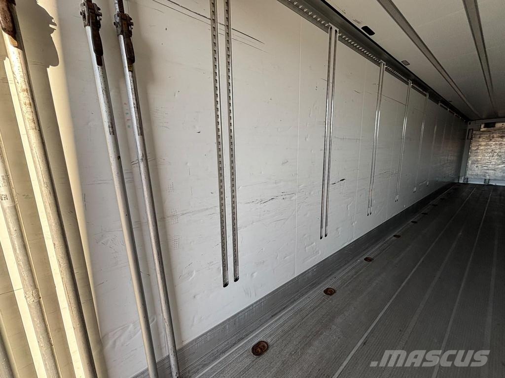Schmitz Cargobull SKO 24 SCHMITZ MULTITEMP / ADR / DOPPELSTOCK 保温半挂车