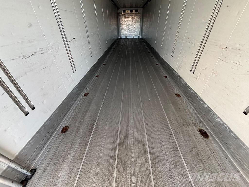 Schmitz Cargobull SKO 24 SCHMITZ MULTITEMP / ADR / DOPPELSTOCK 保温半挂车