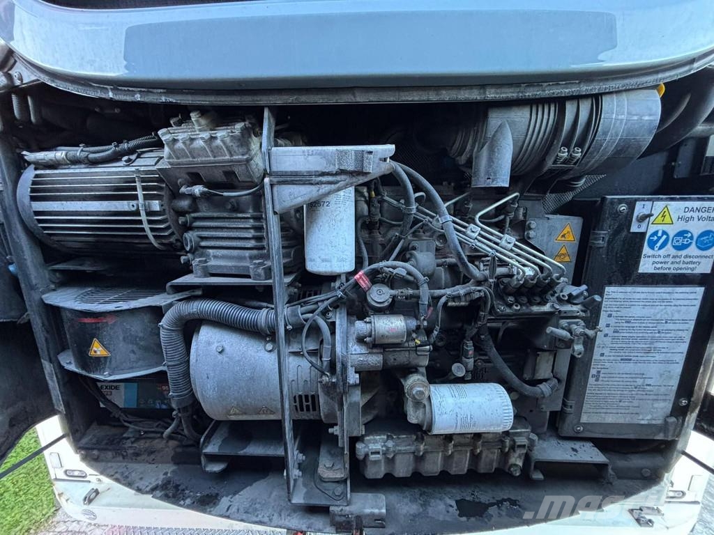Schmitz Cargobull SKO 24 SCHMITZ MULTITEMP / ADR / DOPPELSTOCK 保温半挂车