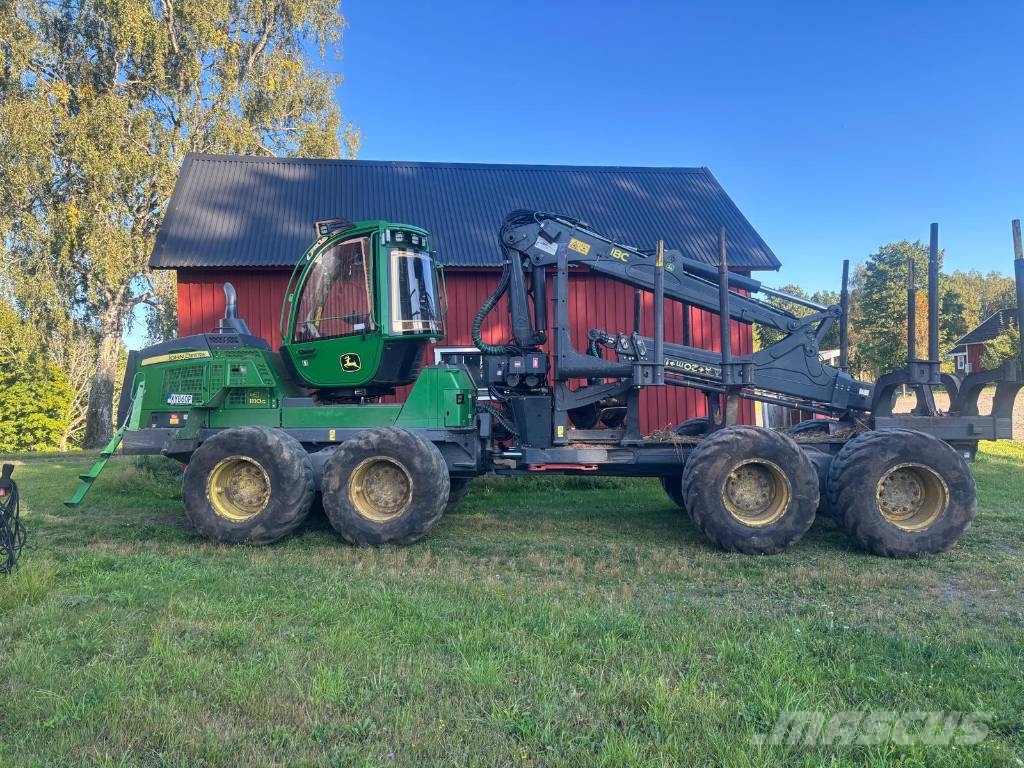 John Deere 1110 G Uitrijwagens