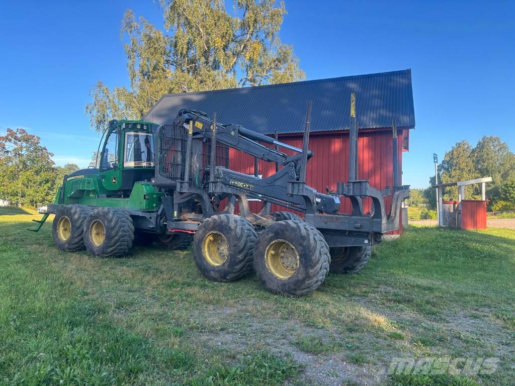 John Deere 1110 G Uitrijwagens