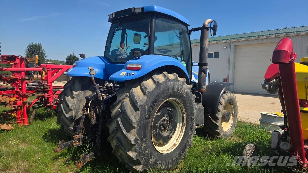 New Holland T 8020 Traktorer