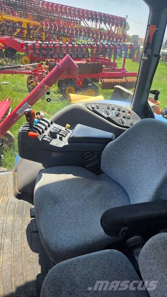 New Holland T 8020 Traktorer