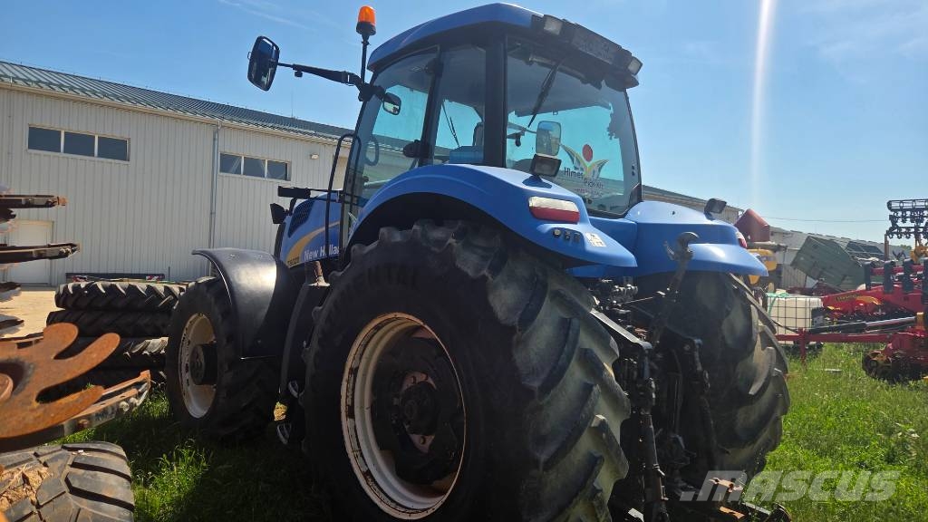 New Holland T 8020 Traktorer