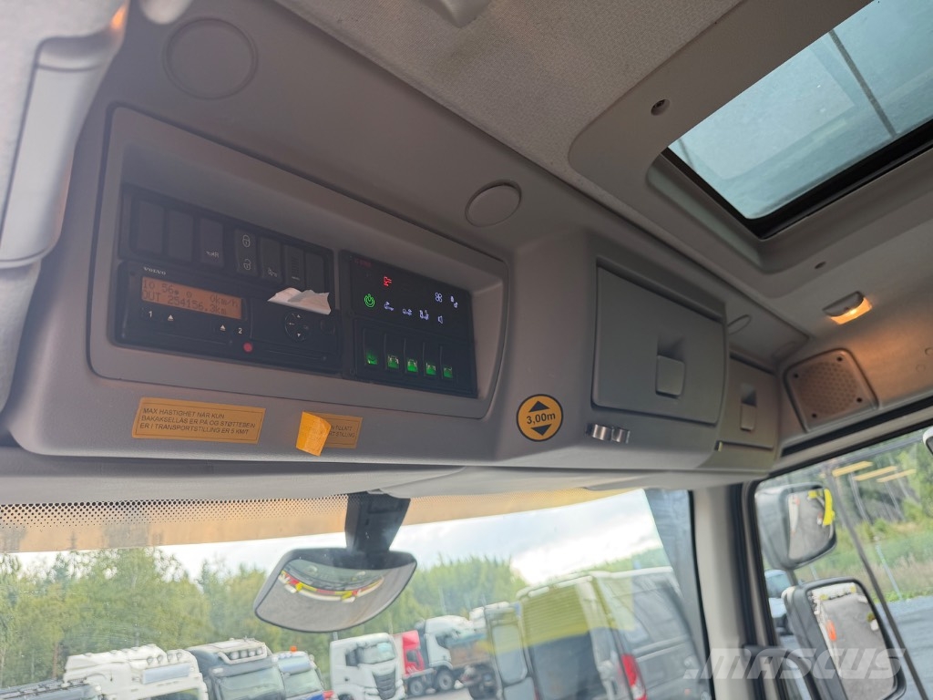 Volvo FL 280 トラック高所作業車