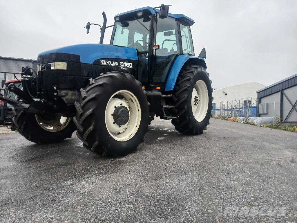 New Holland 8160 Hi-Lo Traktorok