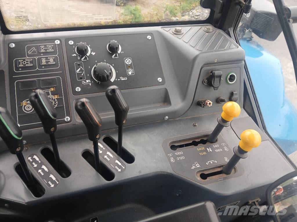 New Holland 8160 Hi-Lo Traktorok
