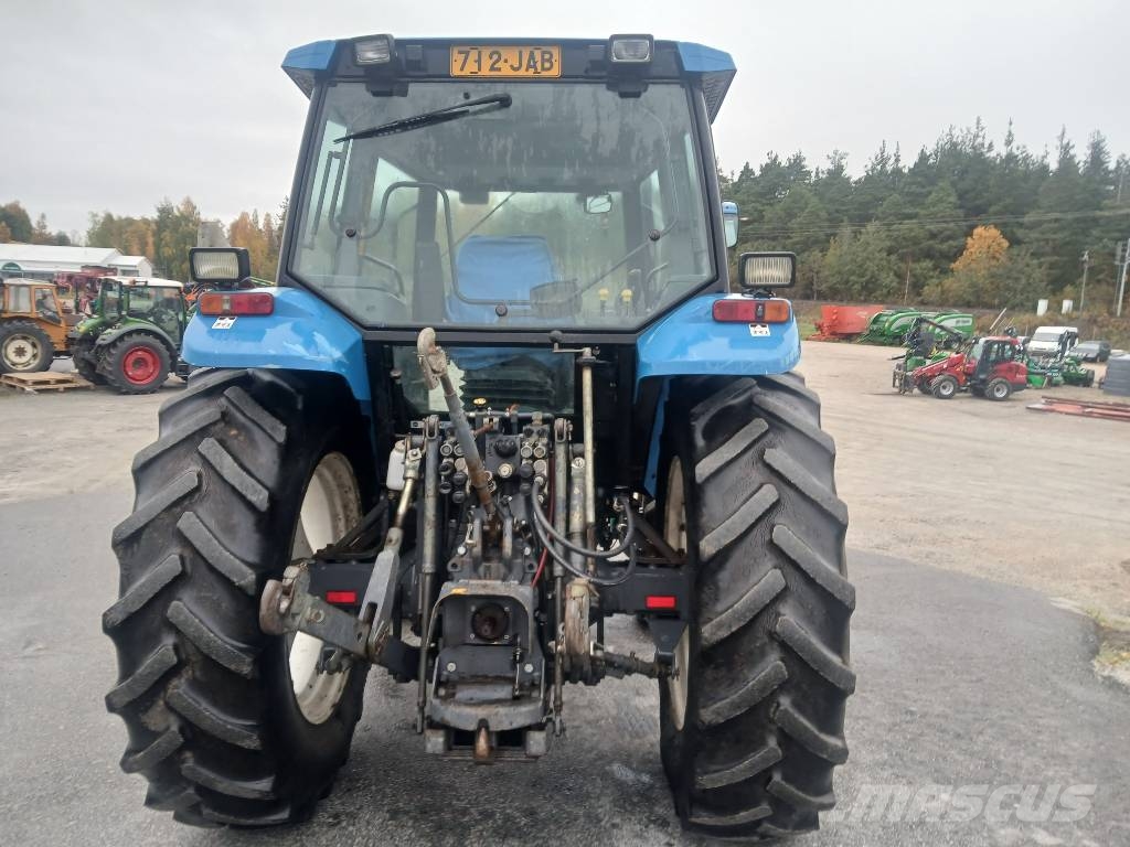 New Holland 8160 Hi-Lo Traktorok