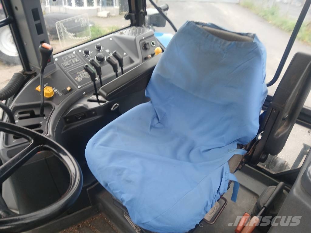New Holland 8160 Hi-Lo Traktorok